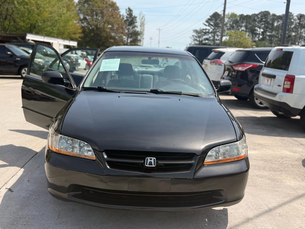 Honda Accord LX sedan 2000
