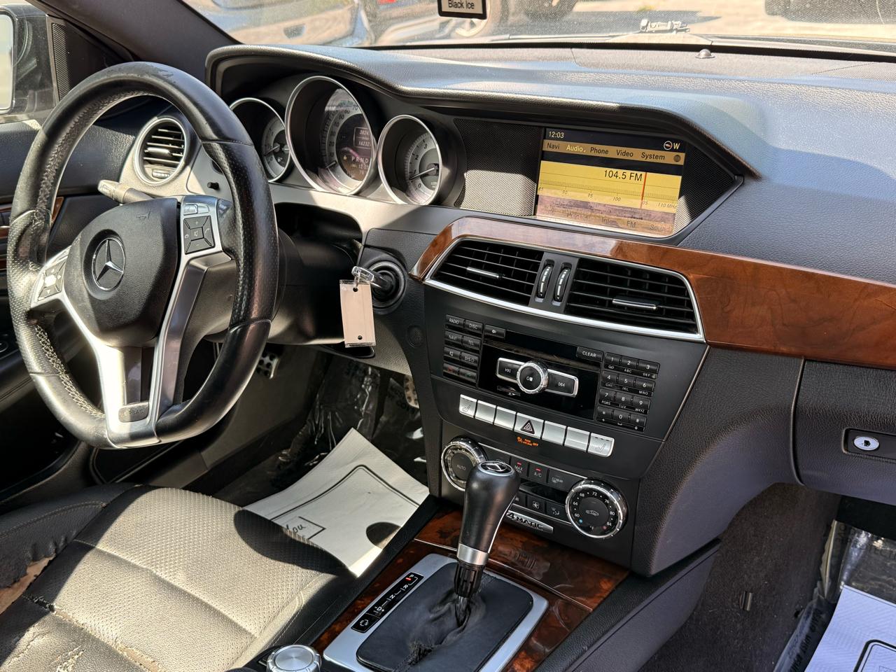 Mercedes-Benz C-Class C350 Coupe 4MATIC 2012