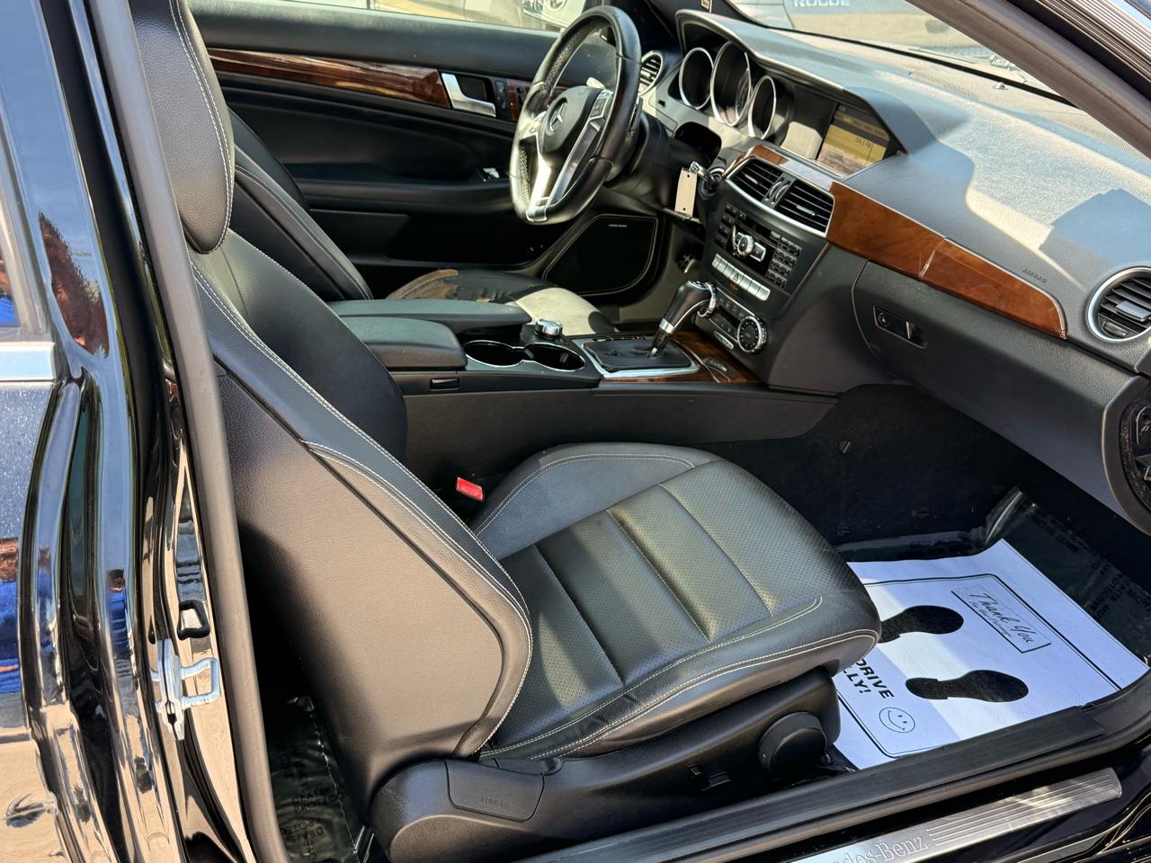 Mercedes-Benz C-Class C350 Coupe 4MATIC 2012