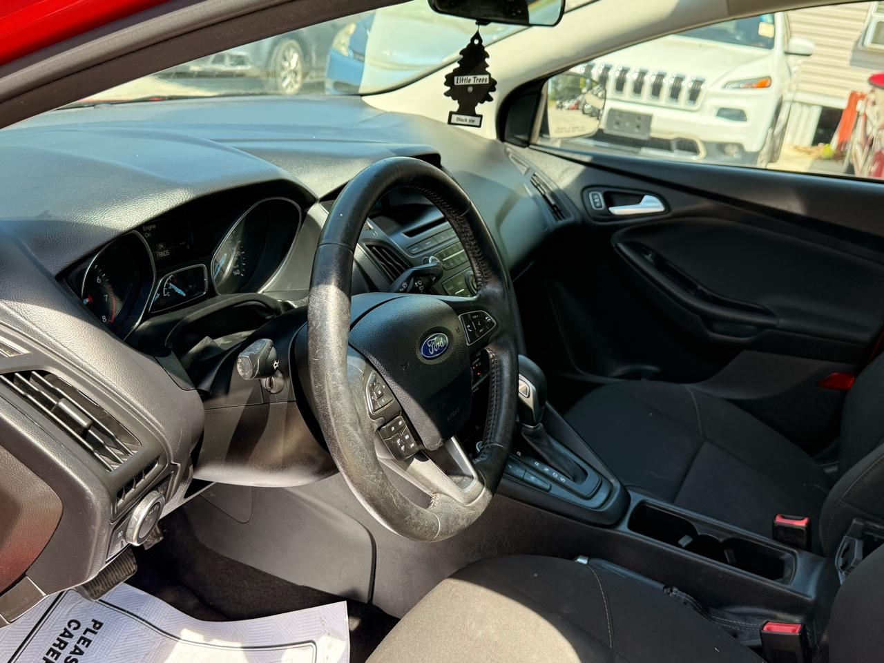 Ford Focus SE Sedan 2017