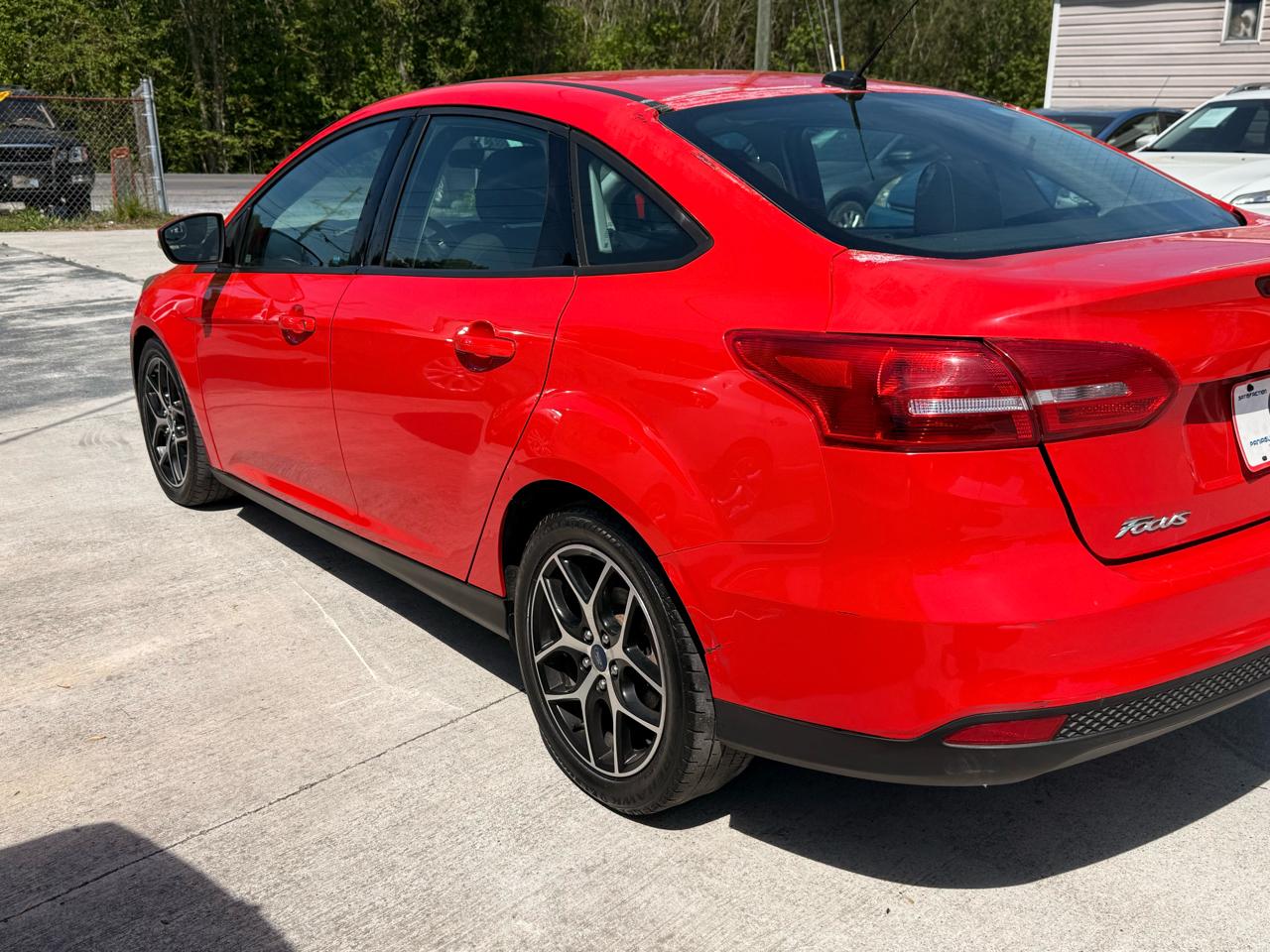 Ford Focus SE Sedan 2017