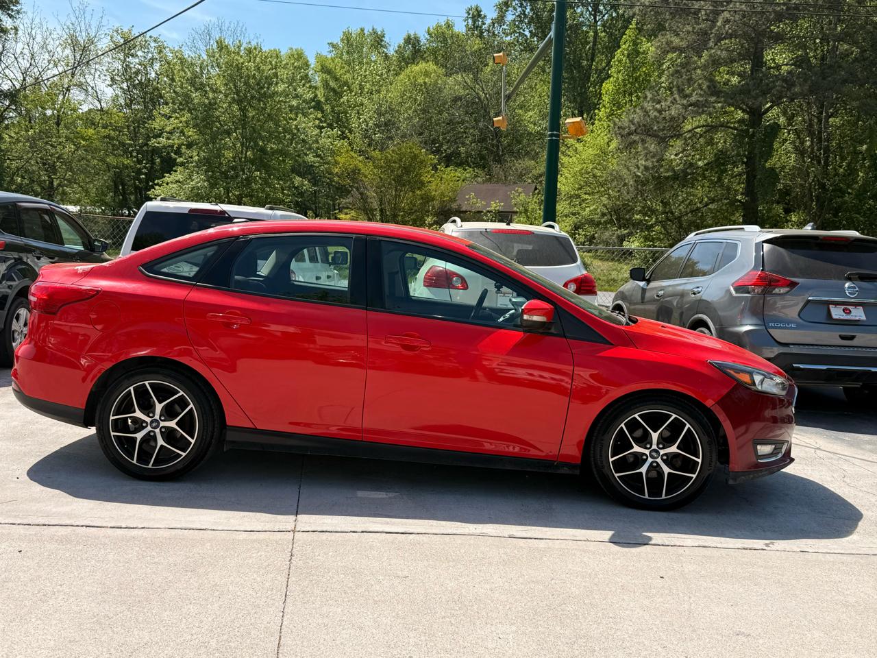Ford Focus SE Sedan 2017