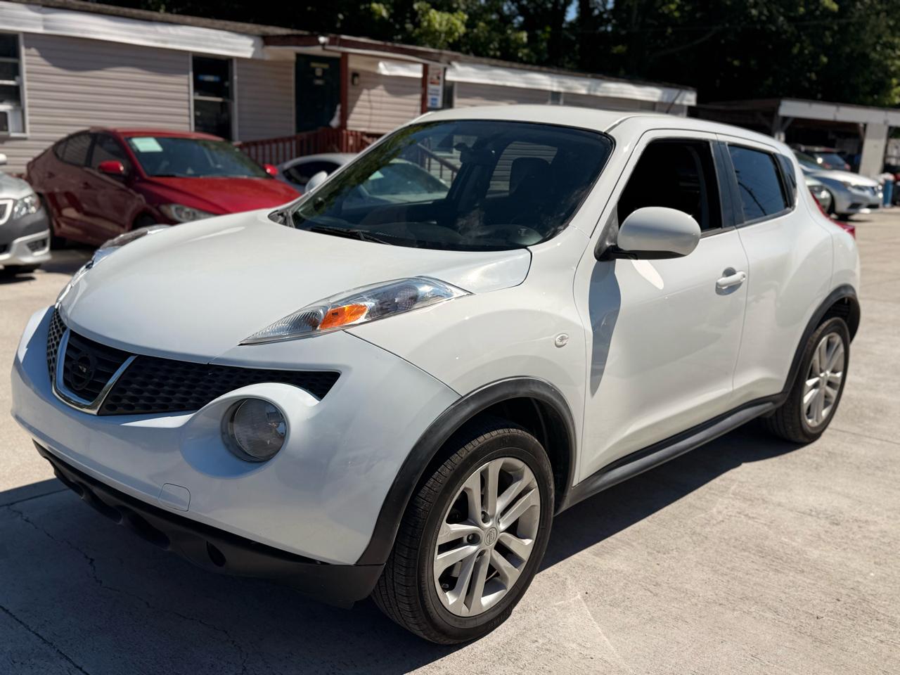 Nissan Juke S AWD 2013