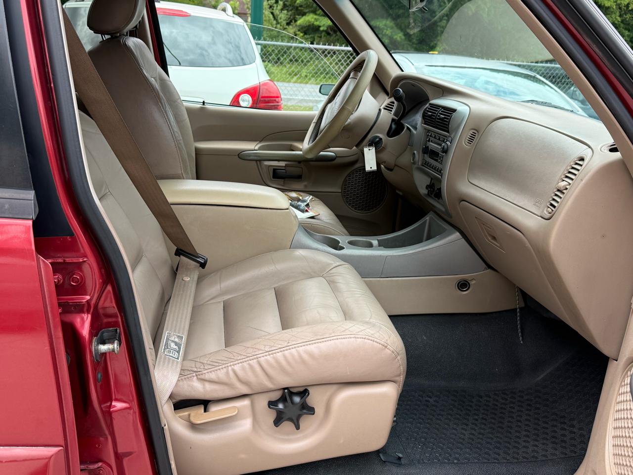 Ford Explorer Sport Trac 2WD 2001