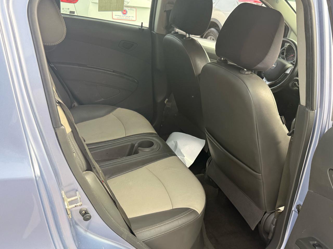 Chevrolet Spark 2LT CVT 2015