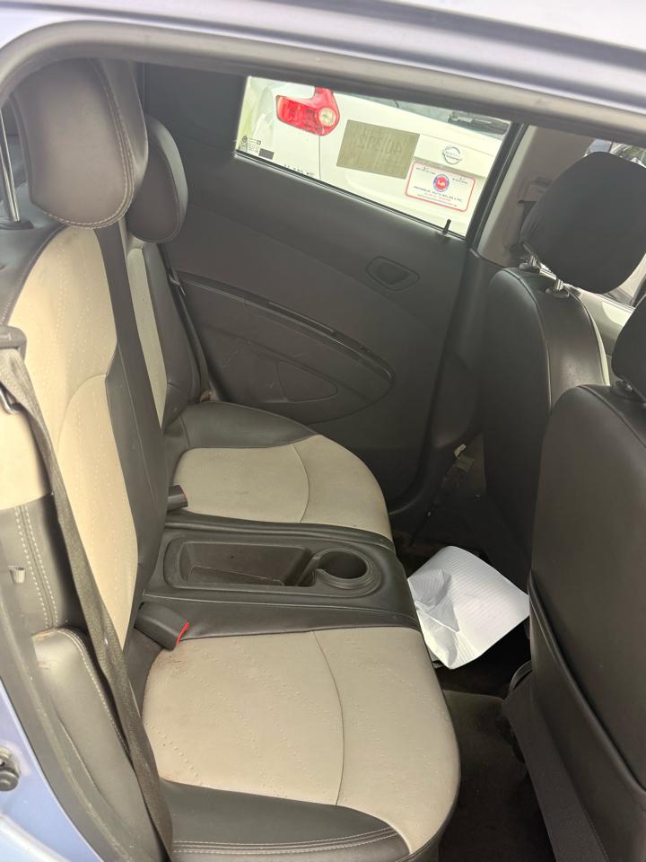 Chevrolet Spark 2LT CVT 2015