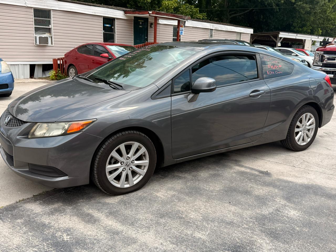 Honda Civic EX Coupe 5-Speed AT 2012