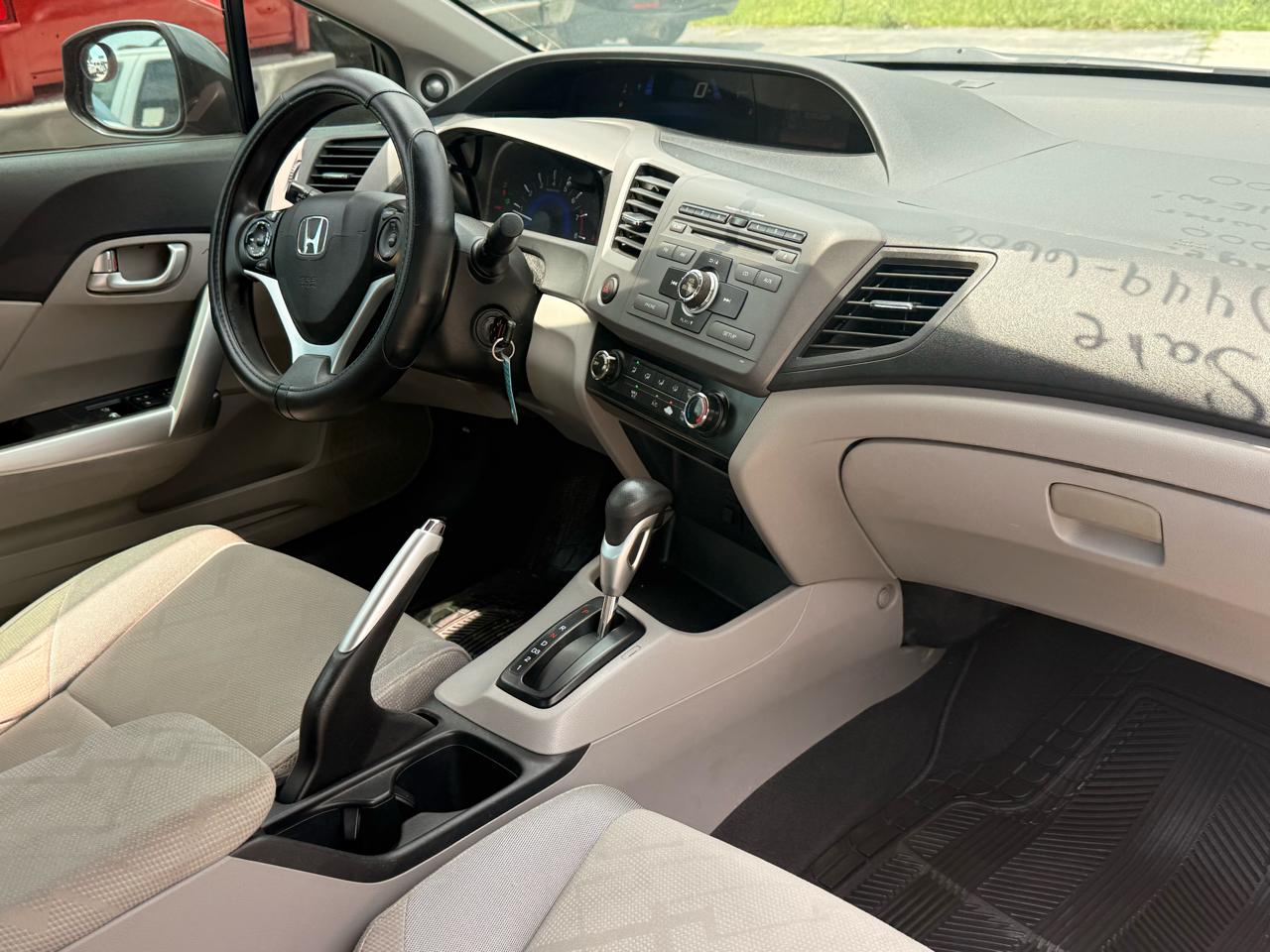 Honda Civic EX Coupe 5-Speed AT 2012