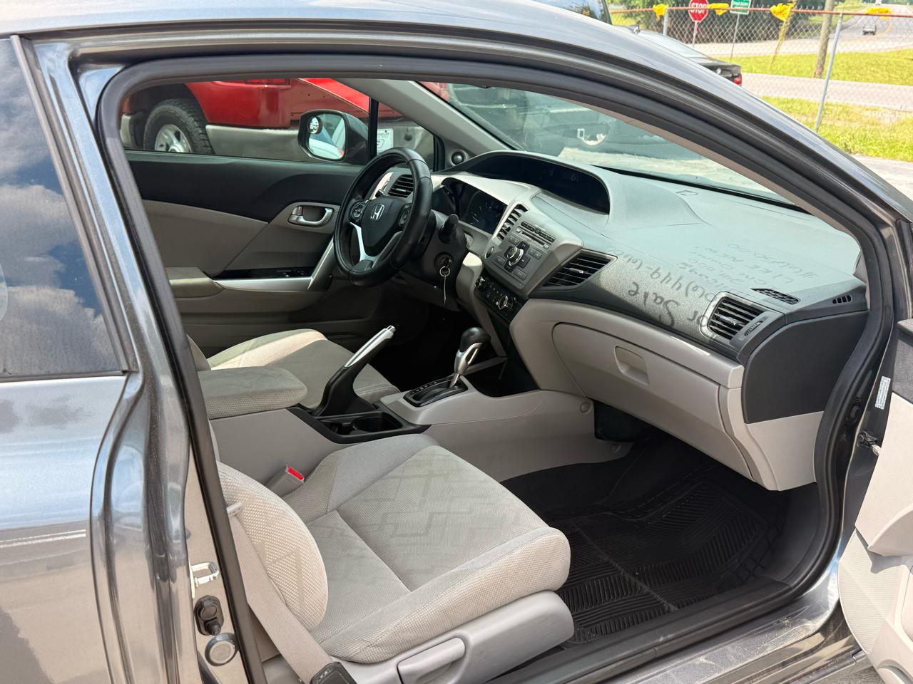 Honda Civic EX Coupe 5-Speed AT 2012