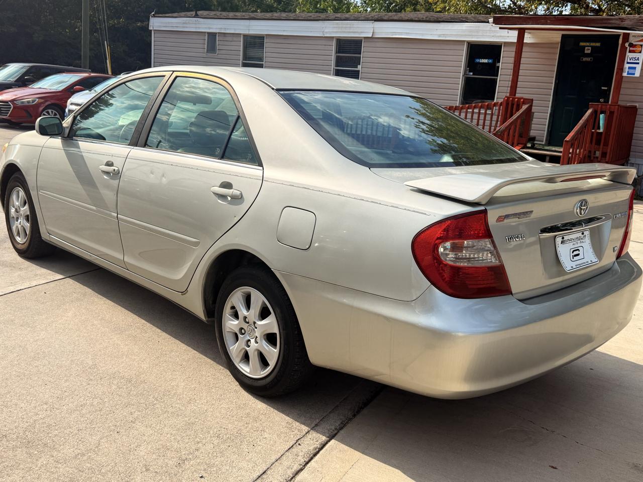 Toyota Camry XLE V6 2002