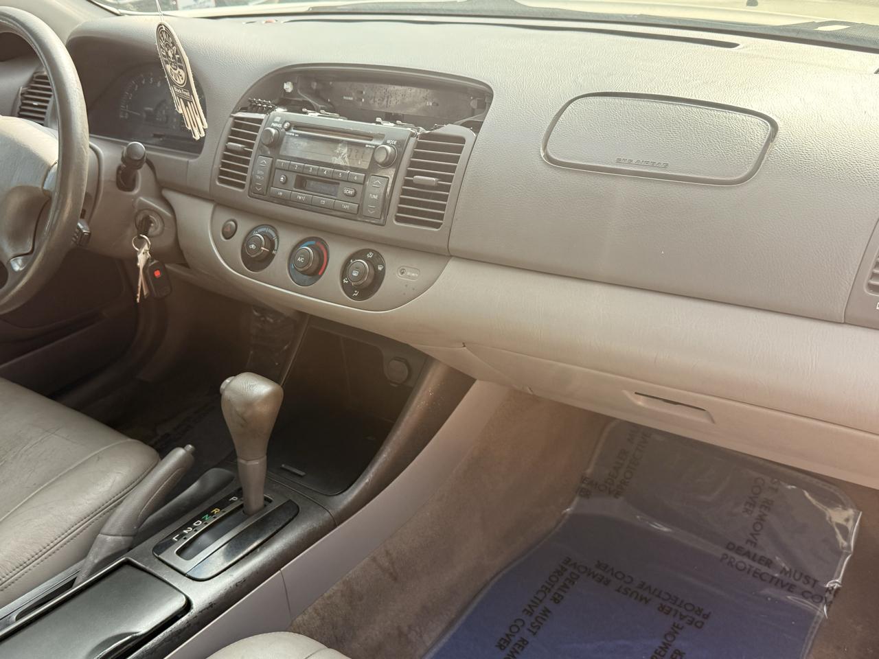 Toyota Camry XLE V6 2002