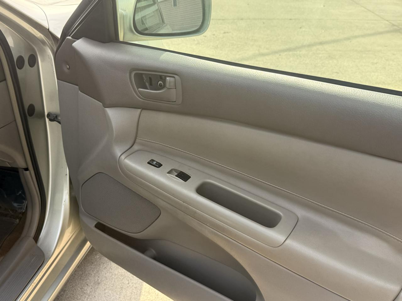 Toyota Camry XLE V6 2002