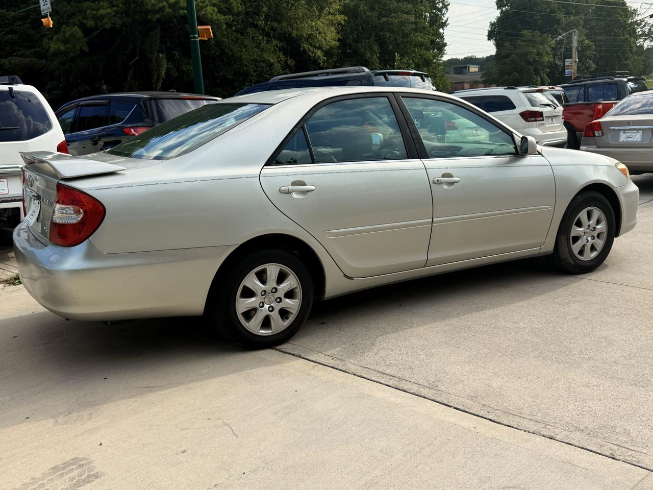 Toyota Camry XLE V6 2002
