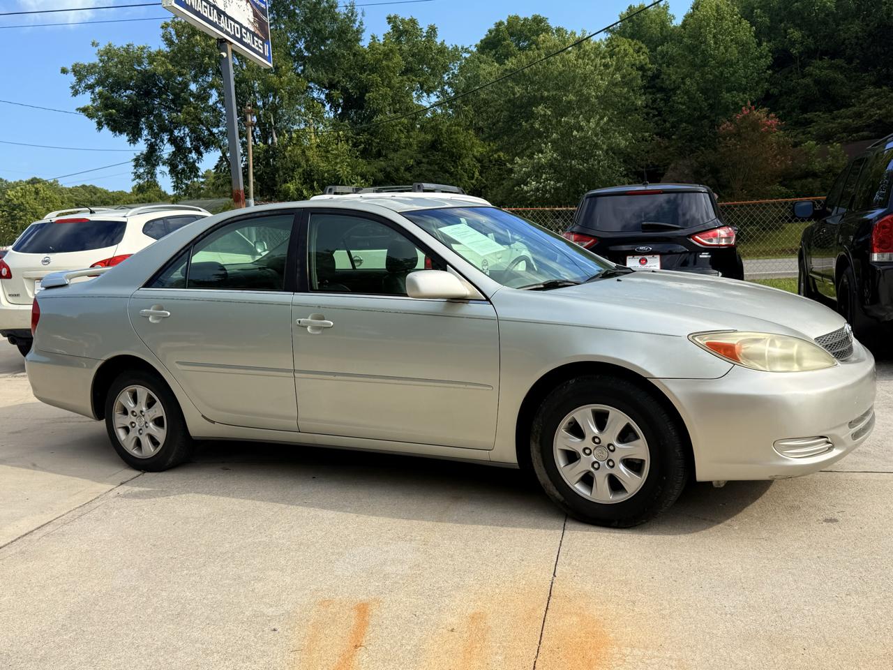 Toyota Camry XLE V6 2002