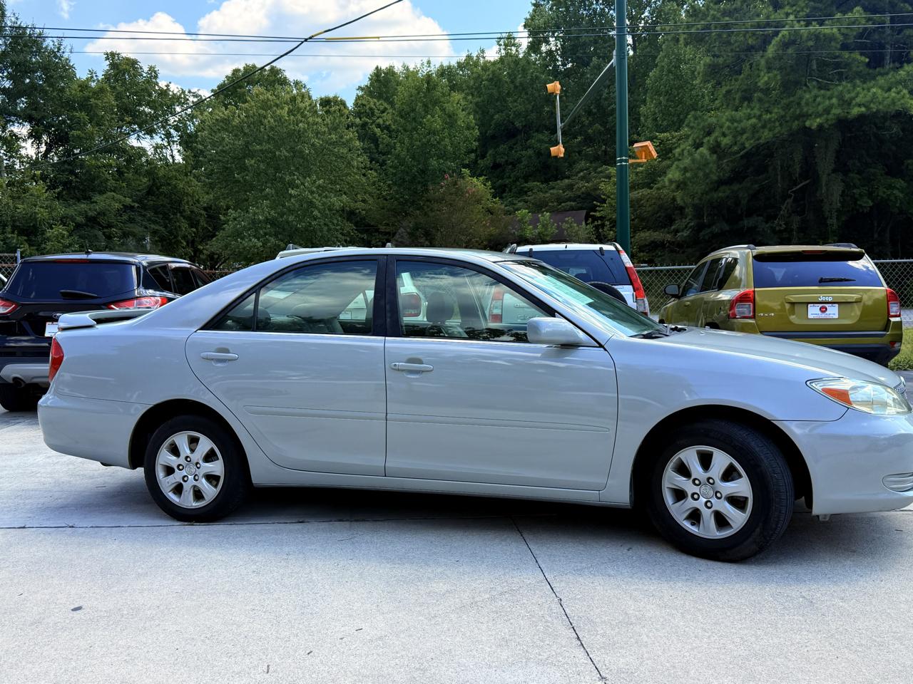 Toyota Camry XLE V6 2002