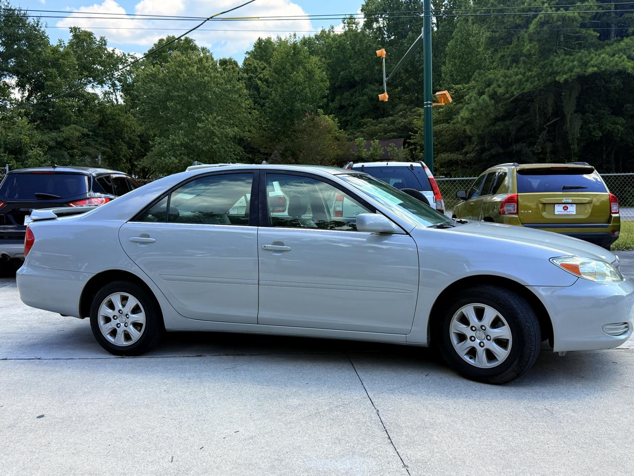Toyota Camry XLE V6 2002