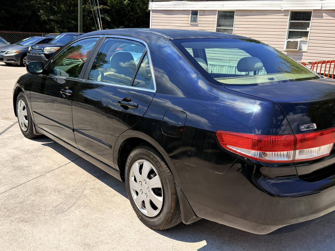 Honda Accord LX sedan AT 2003