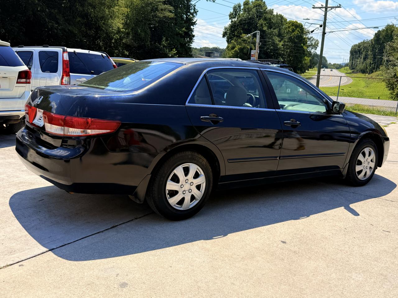Honda Accord LX sedan AT 2003