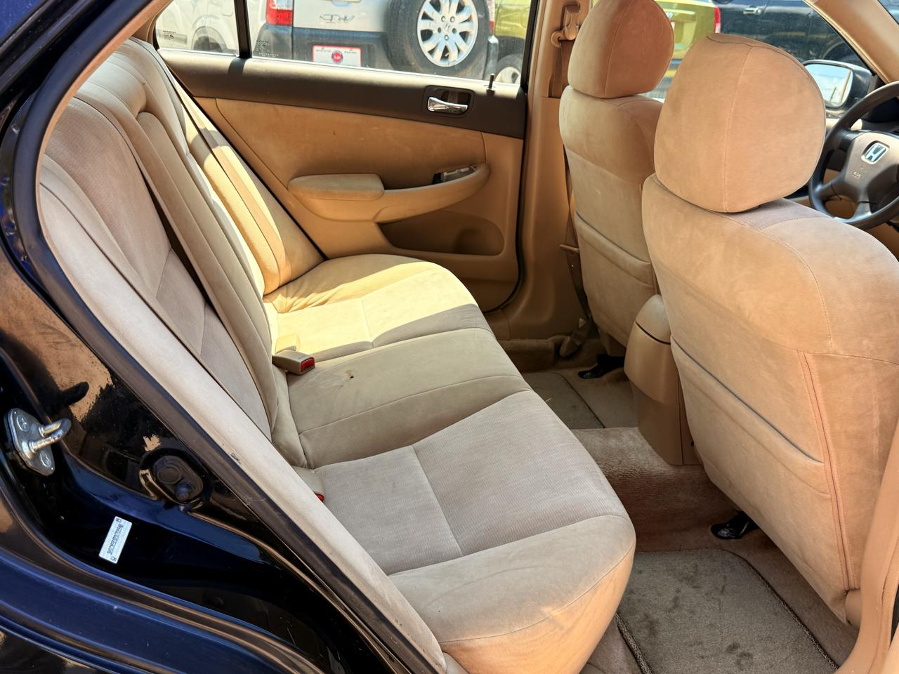 Honda Accord LX sedan AT 2003