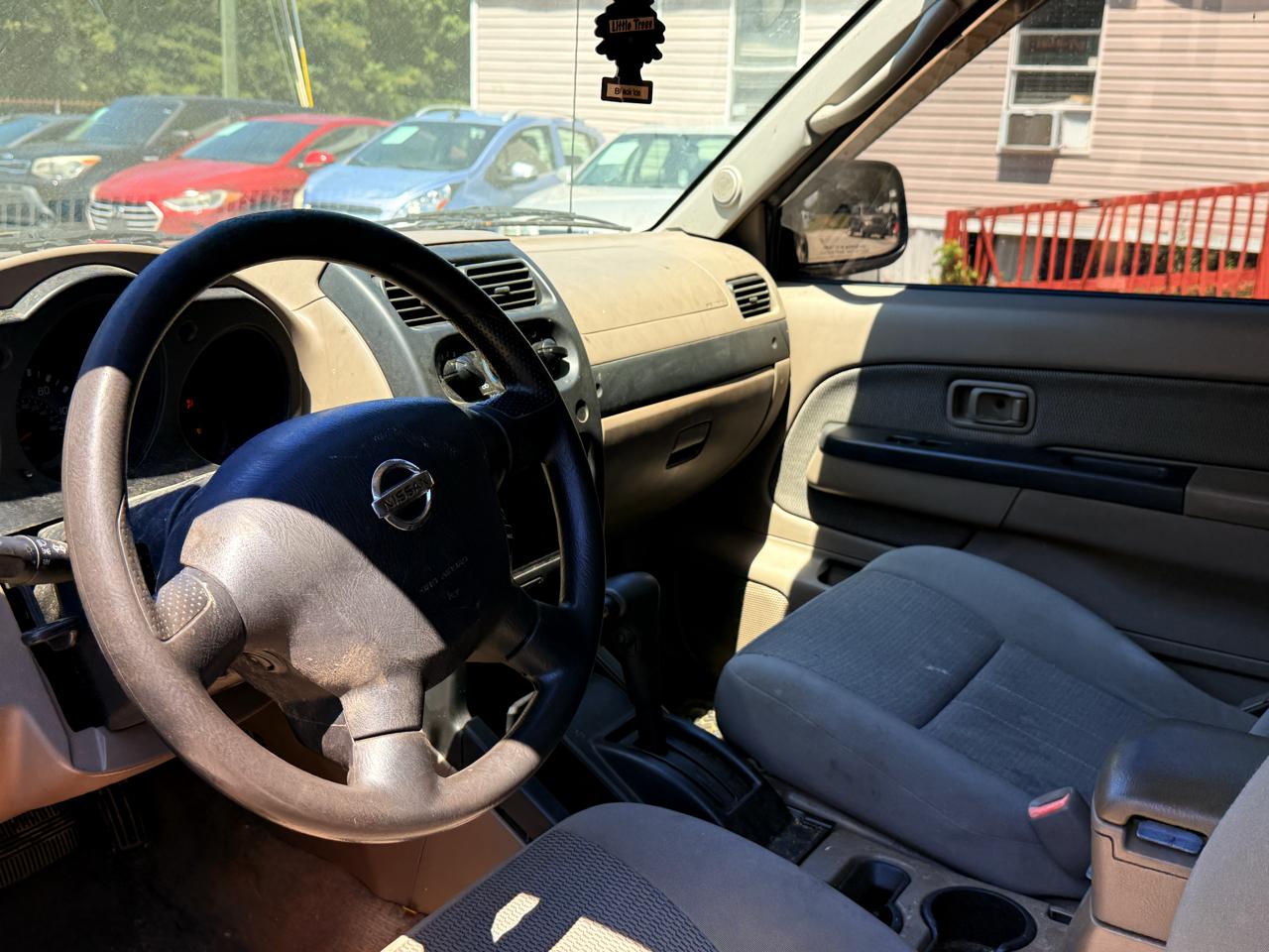 Nissan Frontier XE Crew Cab 2WD 2002