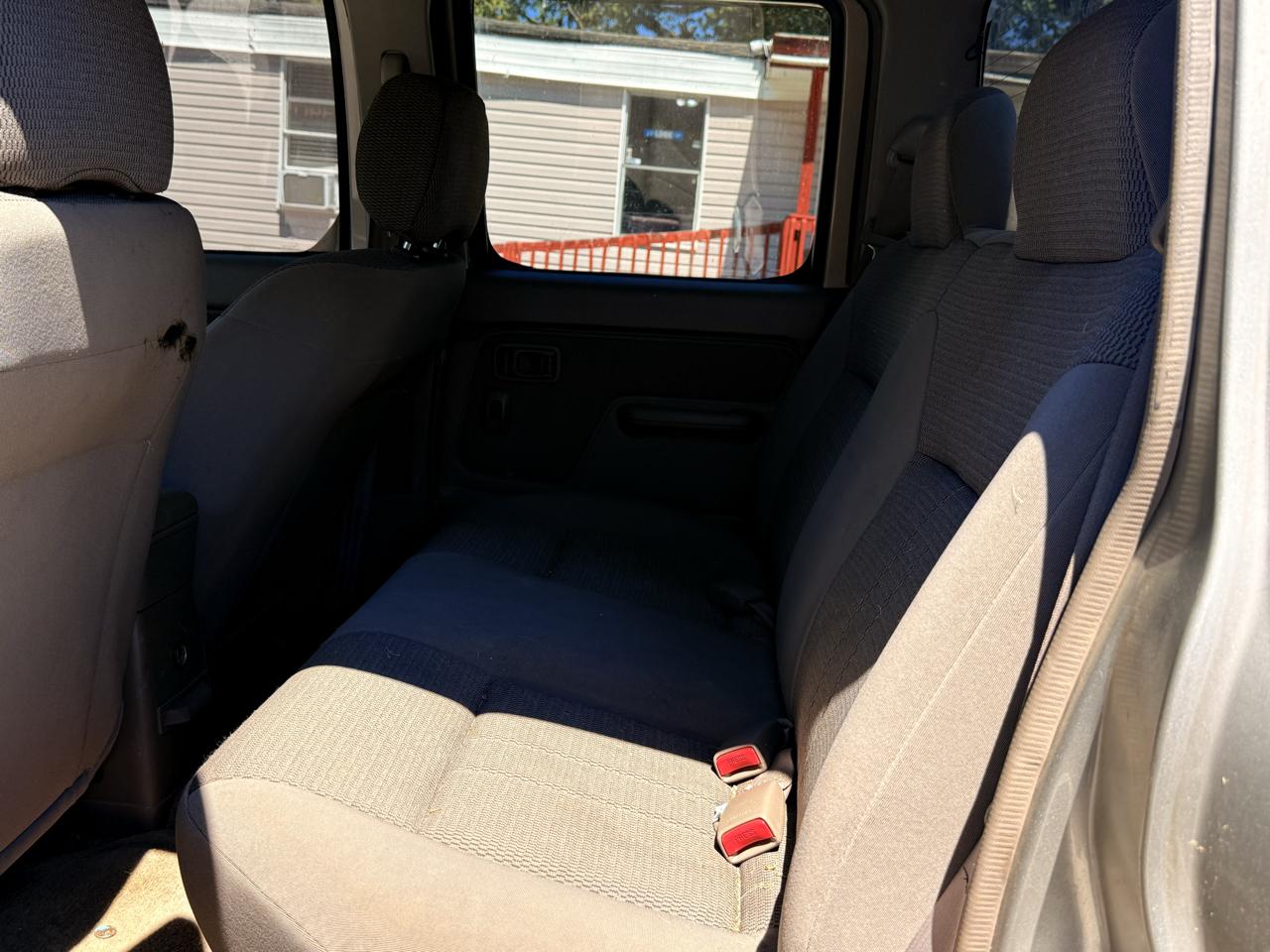 Nissan Frontier XE Crew Cab 2WD 2002