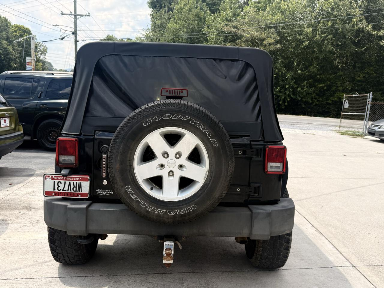 Jeep Wrangler Unlimited Sport 4WD 2010