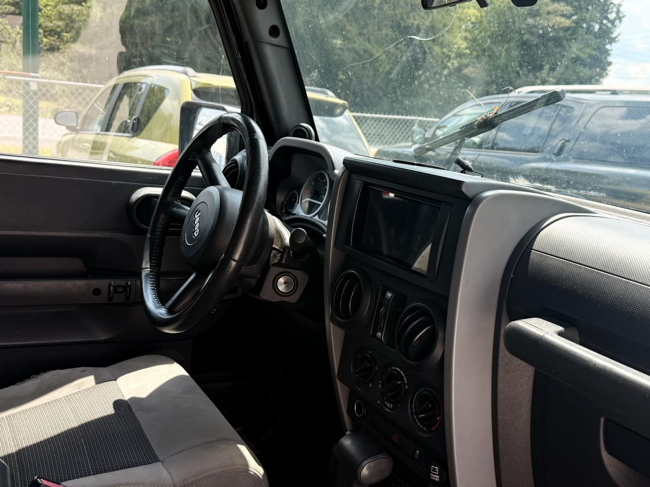 Jeep Wrangler Unlimited Sport 4WD 2010