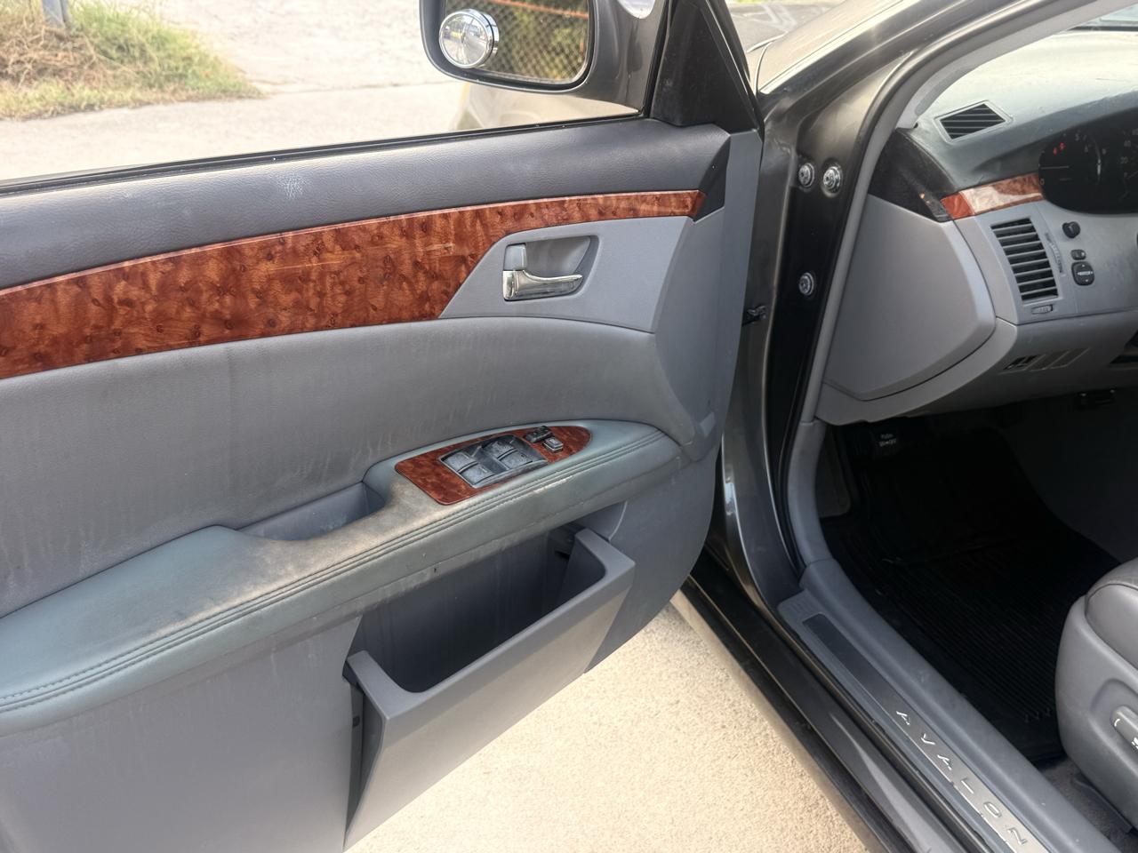 Toyota Avalon Limited 2007
