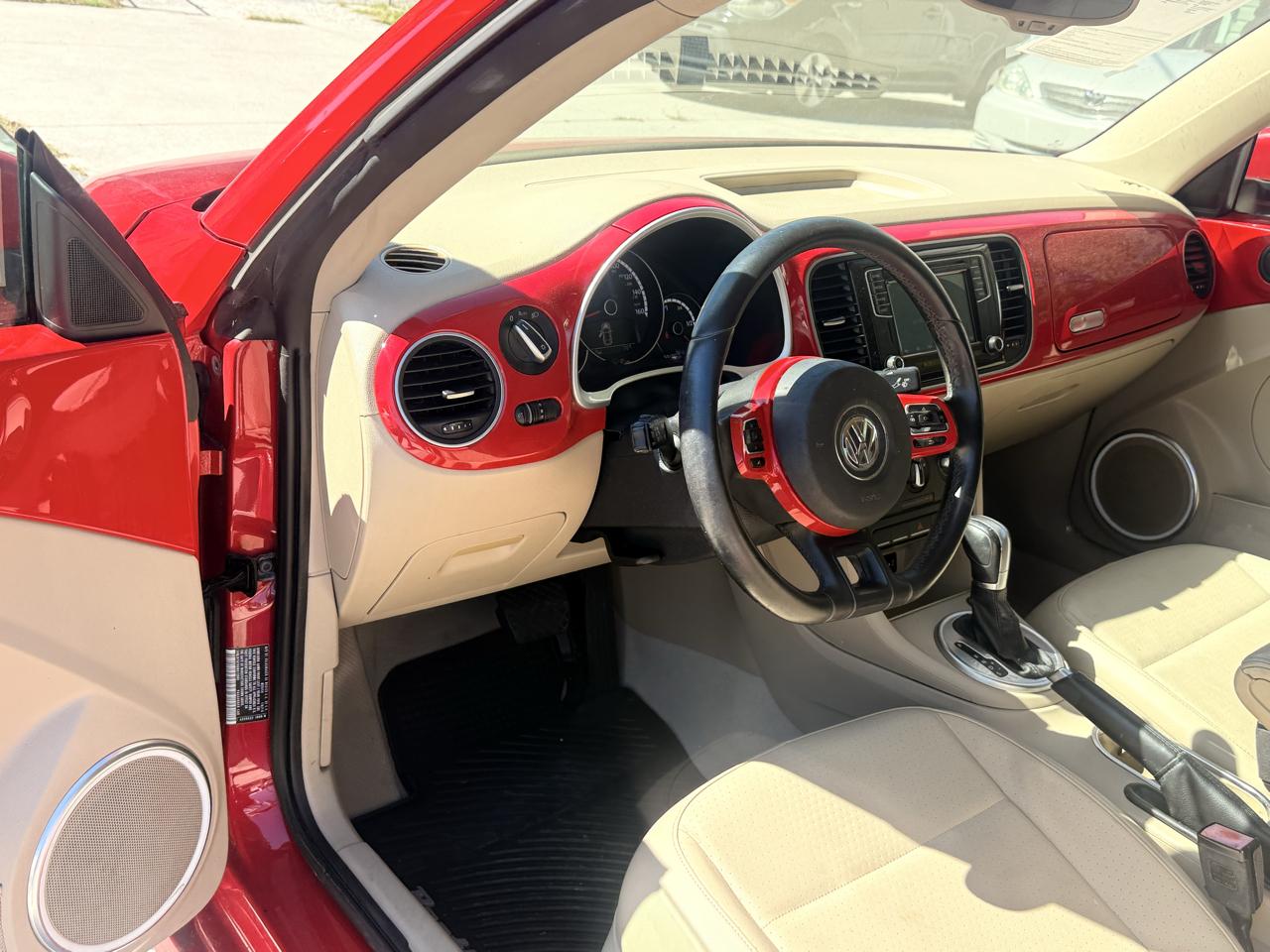 Volkswagen Beetle 1.8T SE 6A 2016