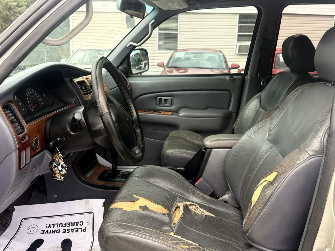 Toyota 4Runner SR5 2WD 2000