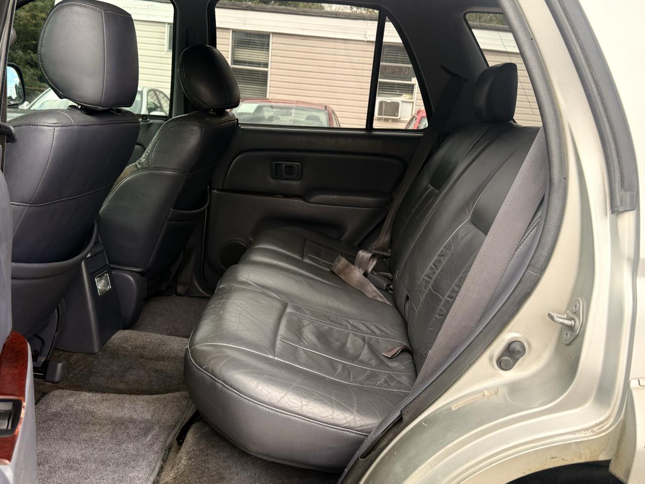 Toyota 4Runner SR5 2WD 2000