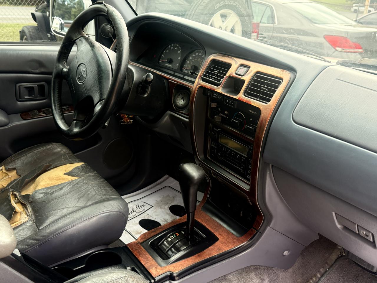 Toyota 4Runner SR5 2WD 2000
