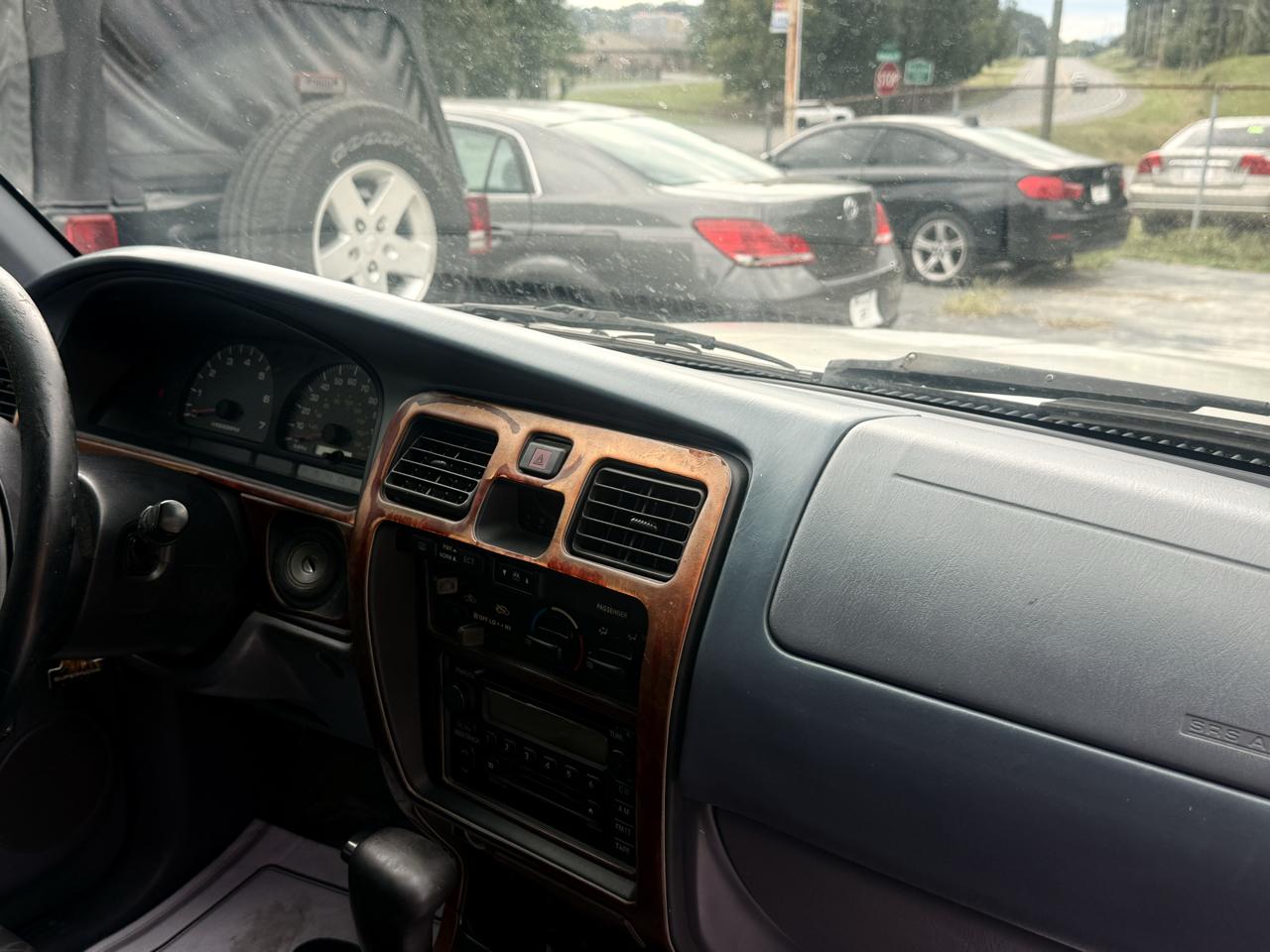 Toyota 4Runner SR5 2WD 2000