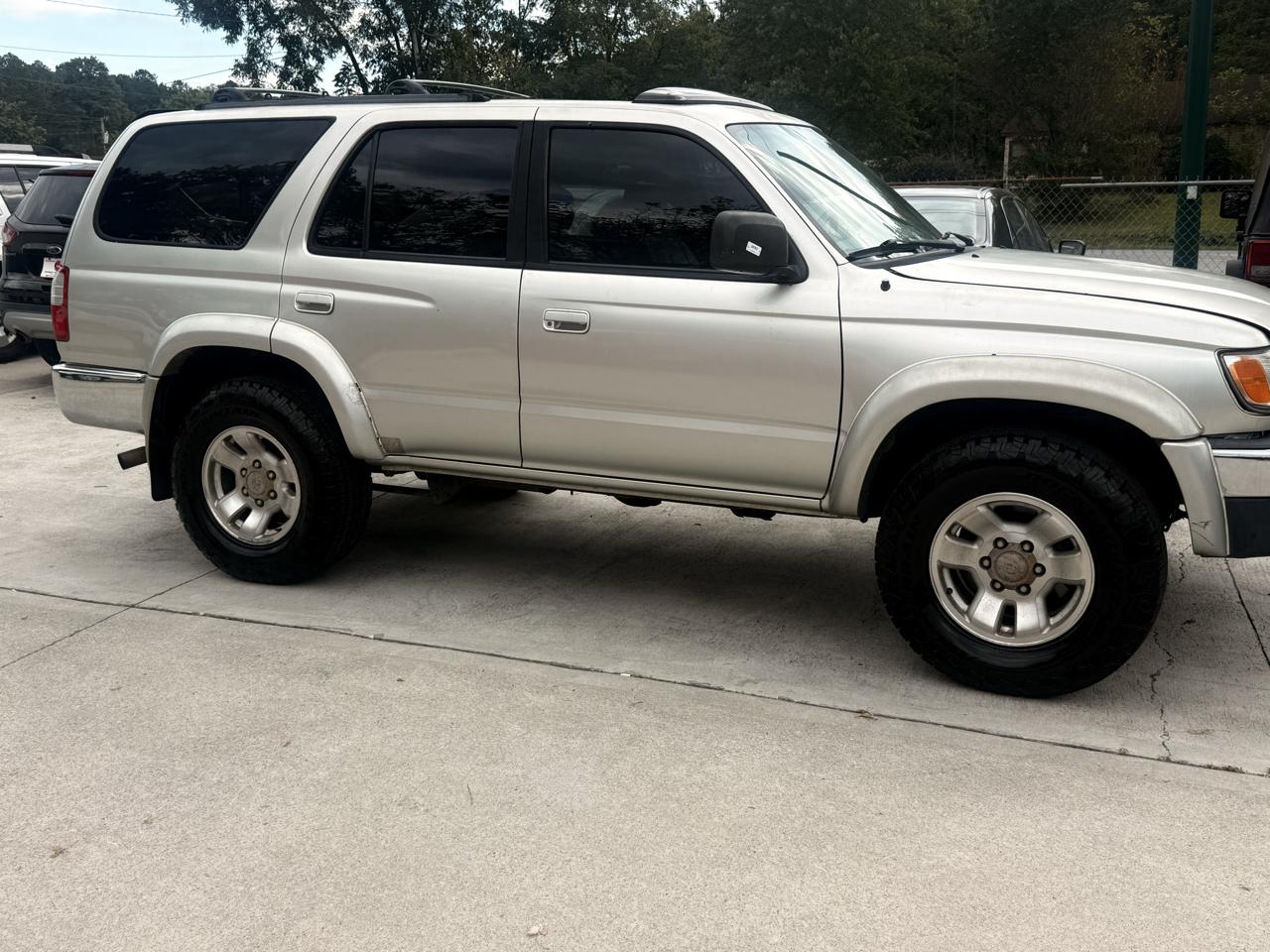 Toyota 4Runner SR5 2WD 2000