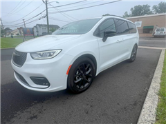 2025 Chrysler Pacifica 