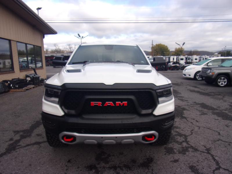 RAM 1500 Rebel 4x4 Crew Cab 5'7" Box 2019 RAM 1500 Rebel 4x4 Crew Cab 5'7" Box 2019
