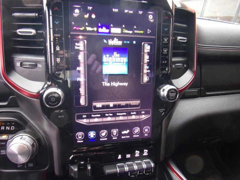 RAM 1500 Rebel 4x4 Crew Cab 5'7" Box 2019 RAM 1500 Rebel 4x4 Crew Cab 5'7" Box 2019