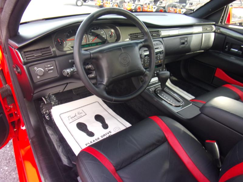 Cadillac Eldorado 2dr Collector Series Cpe ETC 2002