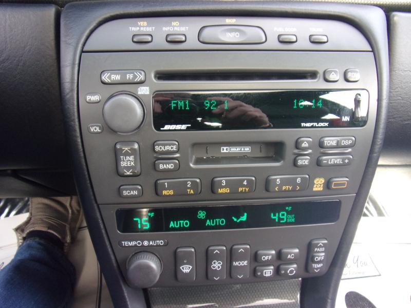 Cadillac Eldorado 2dr Collector Series Cpe ETC 2002