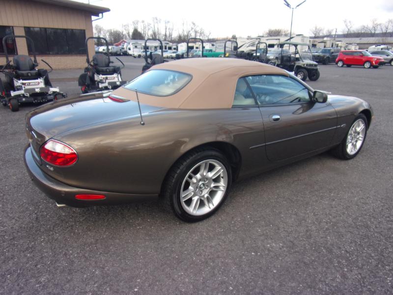 Jaguar XK8 2dr Conv 2001