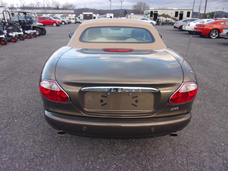 Jaguar XK8 2dr Conv 2001