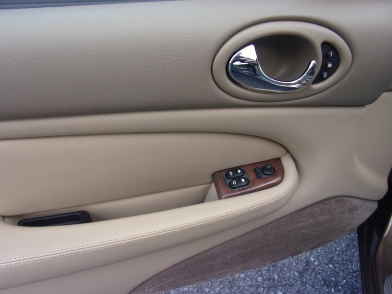 Jaguar XK8 2dr Conv 2001