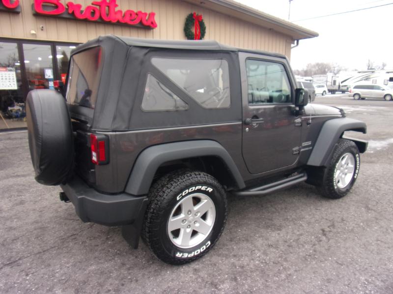Jeep Wrangler Sport 4x4 2017