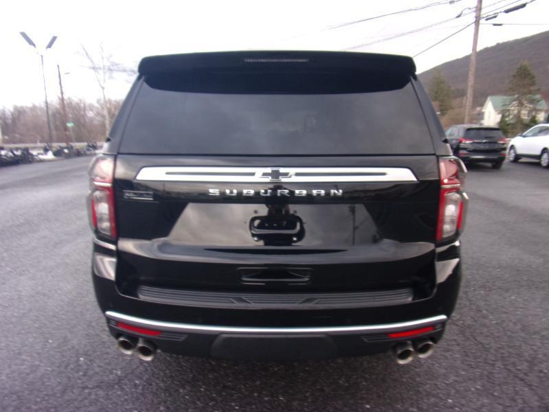 Chevrolet Suburban 4WD 4dr High Country 2021