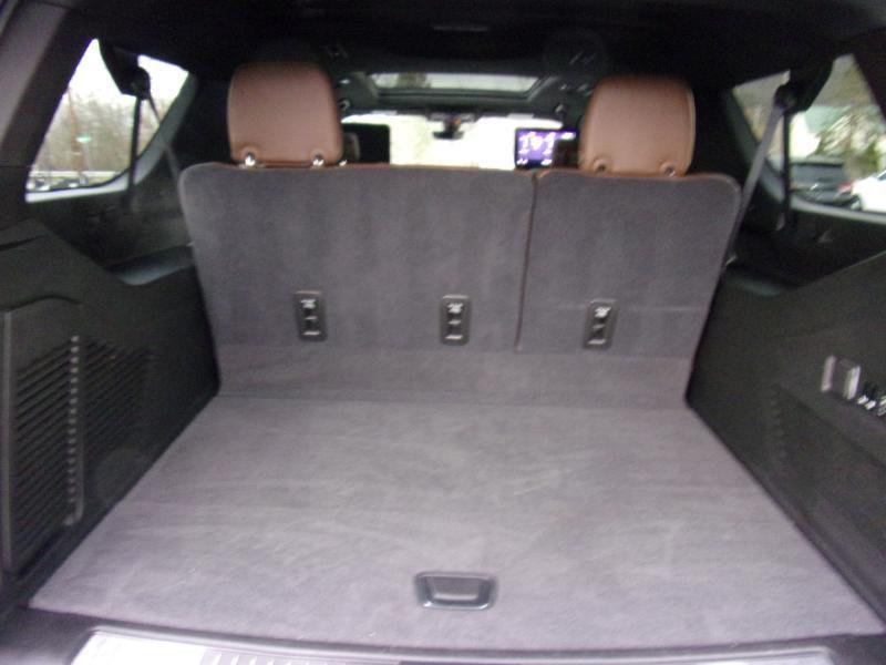 Chevrolet Suburban 4WD 4dr High Country 2021