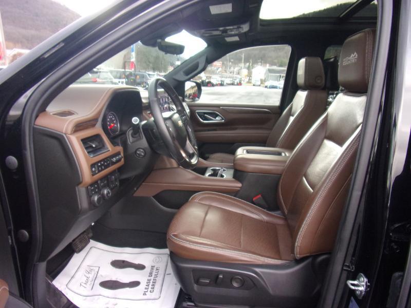 Chevrolet Suburban 4WD 4dr High Country 2021