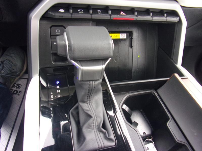 Toyota Sequoia Capstone 4WD (Natl) 2023