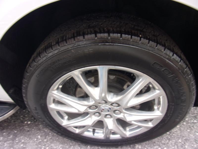 Buick Enclave AWD 4dr Essence 2023