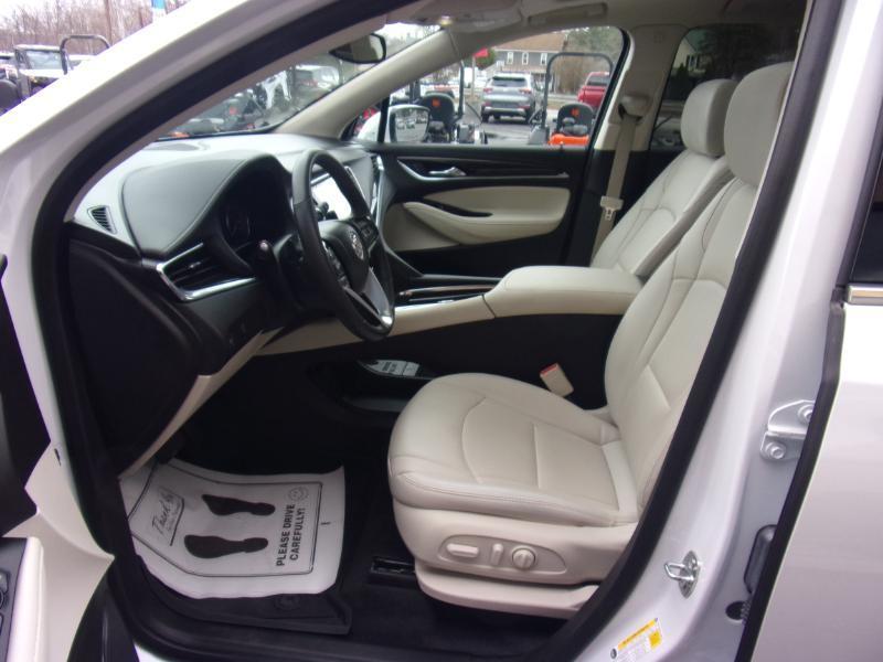 Buick Enclave AWD 4dr Essence 2023