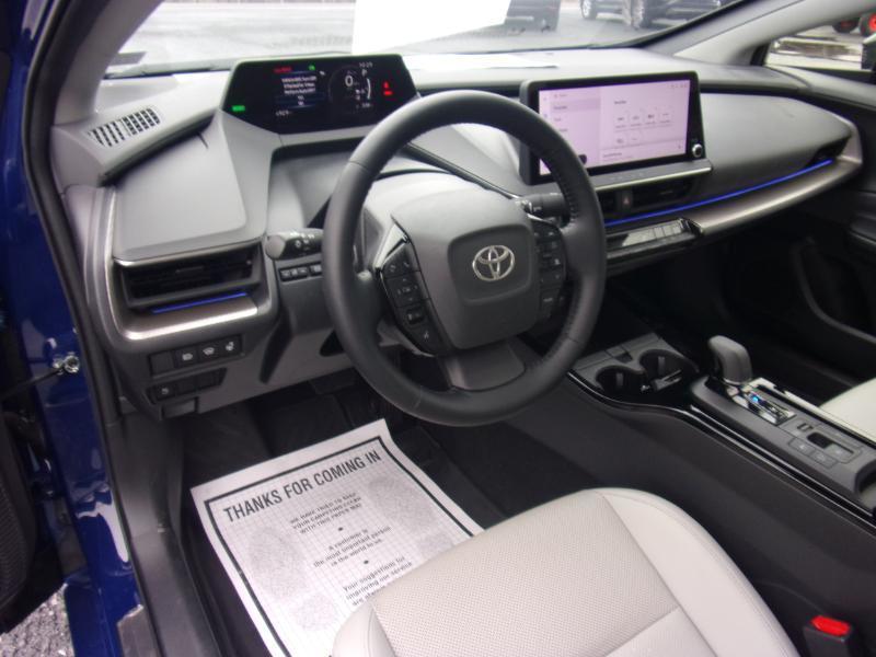 Toyota Prius XLE AWD (Natl) 2024
